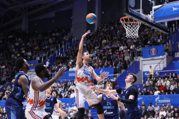 БК «Бетсити Парма» уступил питерскому «Зениту» в выездном матче БК «Бетсити Парма» уступил питерскому «Зениту» в выездном матче