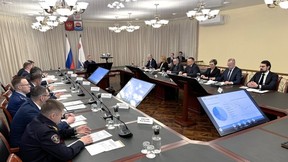 Юрий Трутнев повторно проведёт совещание по актуальным вопросам развития системы здравоохранения Камчатского края Юрий Трутнев повторно проведёт совещание по актуальным вопросам развития системы здравоохранения Камчатского края