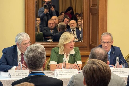 Захарова: в Европе подвергают цензуре заявления властей РФ о неонацизме