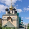 Началась реставрация белокаменного декора храма Живоначальной Троицы в Кожевниках