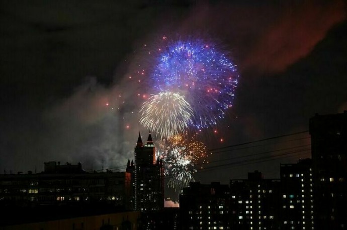 Салют в Москве на 9 Мая: во сколько будет, откуда лучше смотреть