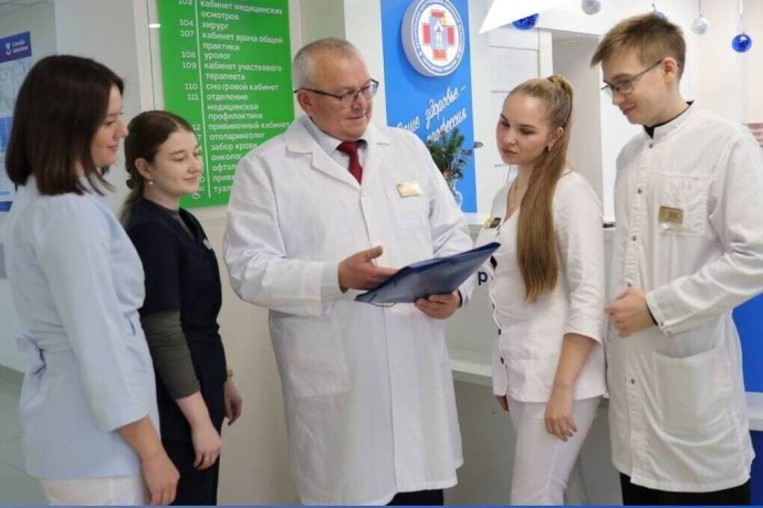 Шесть молодых врачей пришли в Батыревскую ЦРБ по программе «Земский доктор»