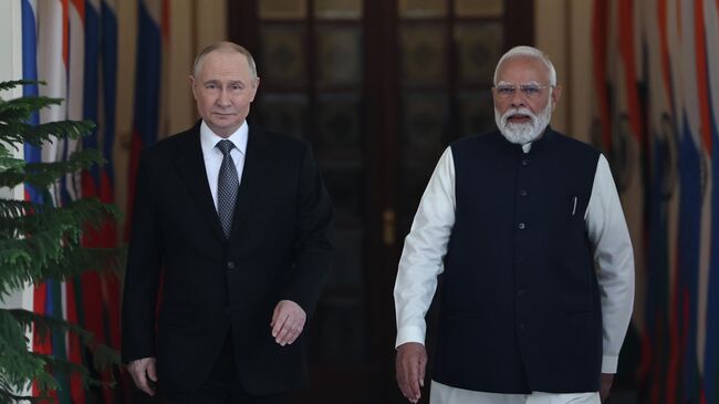 Путин и Моди приняли совместное заявление по итогам переговоров в Нью-Дели Путин и Моди приняли совместное заявление по итогам переговоров в Нью-Дели