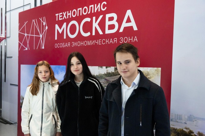 Собянин: Проект «Давай дружить!» за пять лет стал поддержкой для детей-сирот