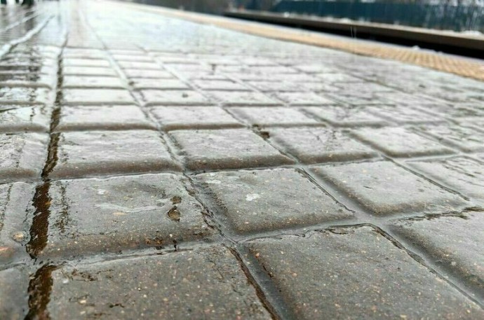 Синоптик рассказал, долго ли в Москве будет гололед