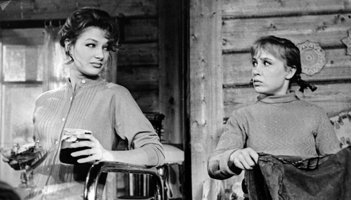 Такие разные девчата. Светлана Дружинина рассказала о настоящей Румянцевой, разогнавшей целую банду