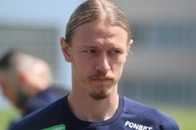 Бывшая жена Сафонова потребовала от футболиста ещё 6 млн рублей