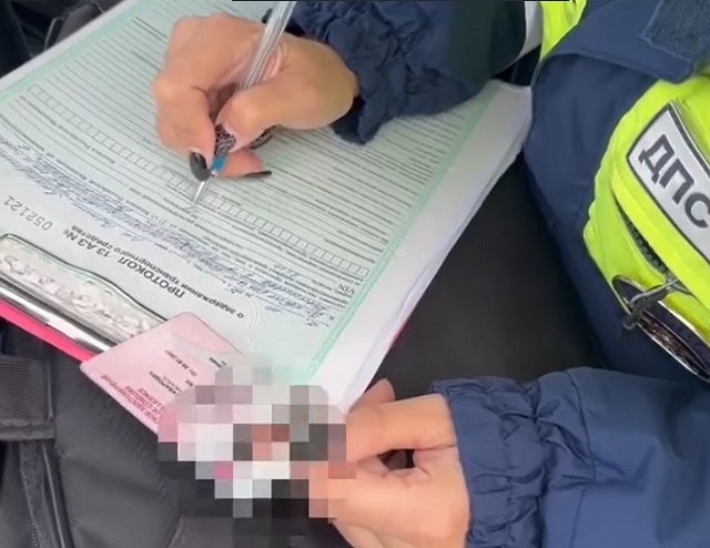 В Саранске у водителя, лишенного прав, обнаружили поддельное водительское удостоверение