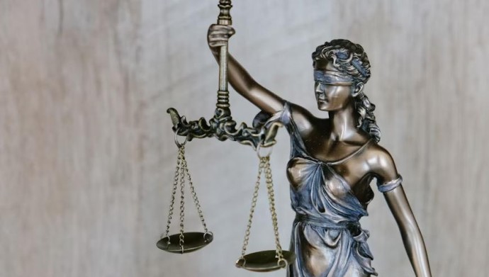 Появился первый штраф за отзыв на отель в запрещенной соцсети