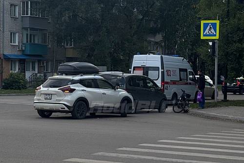 В Благовещенске велосипед столкнулся с автомобилем: пострадал подросток