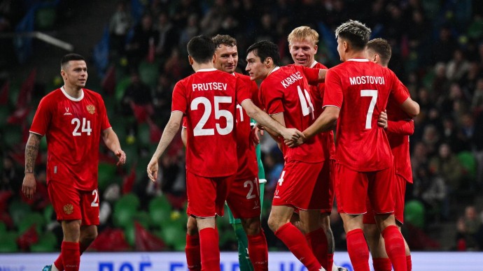 Барбоза: "У России сильное поколение футболистов, но на ЧМ-2026 их не будет"