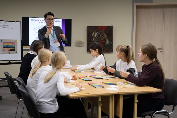 В восьми федеральных округах подведены итоги окружного этапа общероссийского конкурса «Лучший преподаватель ДШИ»