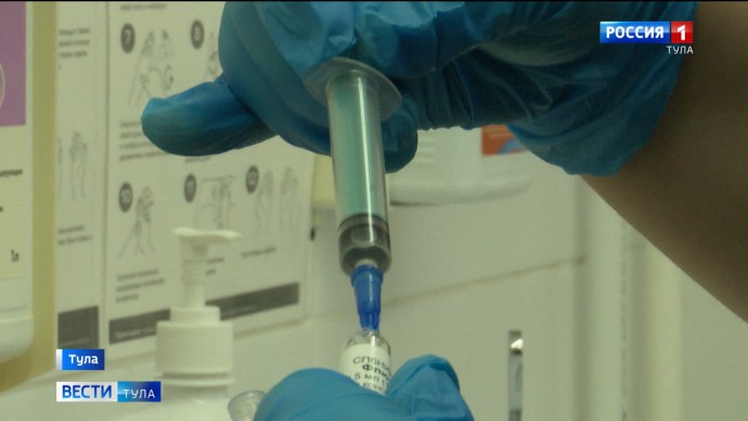 «Мы все едем в транспорте»: тульские врачи о прививке против гриппа