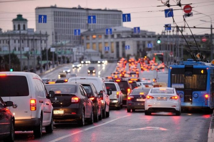 Экс-глава «АвтоВАЗа» оценил потенциал российского авторынка в 3 миллиона автомобилей в год