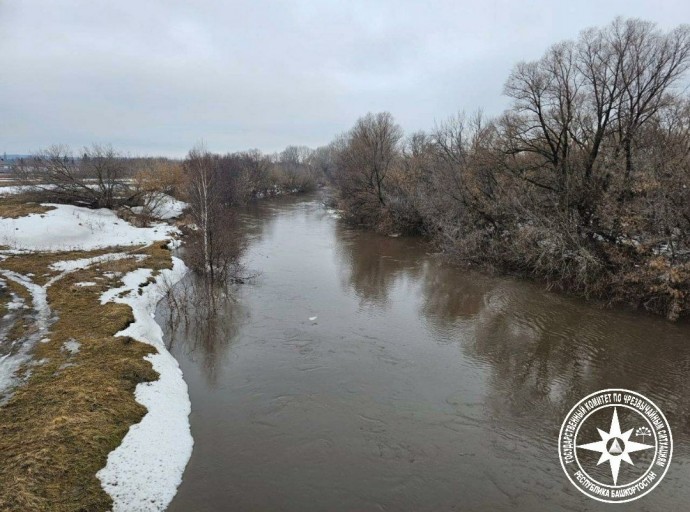В Башкирии снижается уровень воды в реке Белой