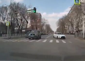 В Благовещенске накажут водителя «Лексуса», выехавшего на «встречку»