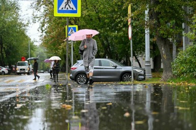 Москвичам спрогнозировали прохладную дождливую субботу и теплое воскресенье
