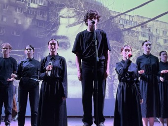 ГИТИС провел благотворительную книжную акцию для студентов из Мариуполя