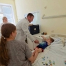Александр Шуваев навестил в больнице мальчика, раненного при беспилотной атаке на Белгород