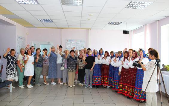 В Курской области открыли ещё два центра общения для пенсионеров