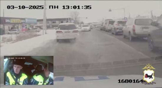Полицейские со стрельбой гонялись в Хомутово за пьяным лихачом
