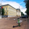 Чиновники сравнили электросамокаты в Костроме с мусором