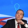 Медведев заявил, что США вынудили Россию задуматься о ядерных испытаниях