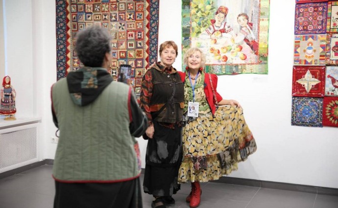 Выставка лоскутного шитья открылась в Южно-Сахалинске