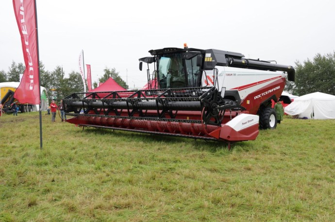 Дмитрий Миляев побывал на празднике Тульского поля Дмитрий Миляев побывал на празднике Тульского поля