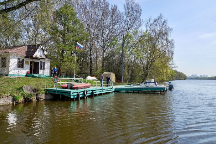 Под водой и на суше: как работают столичные водолазы-спасатели