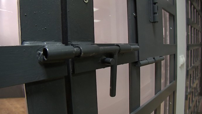 Закладчика, решившего употребить наркотики на Ладожском вокзале, отправили в СИЗО