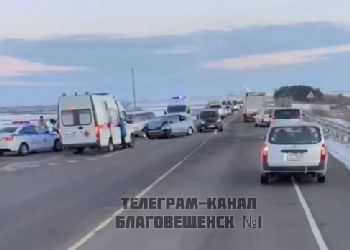 ДТП затруднили движение под Благовещенском