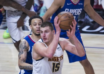 Дабл-дабл Йокича не спас «Денвер» от поражения в матче с «Портлендом»