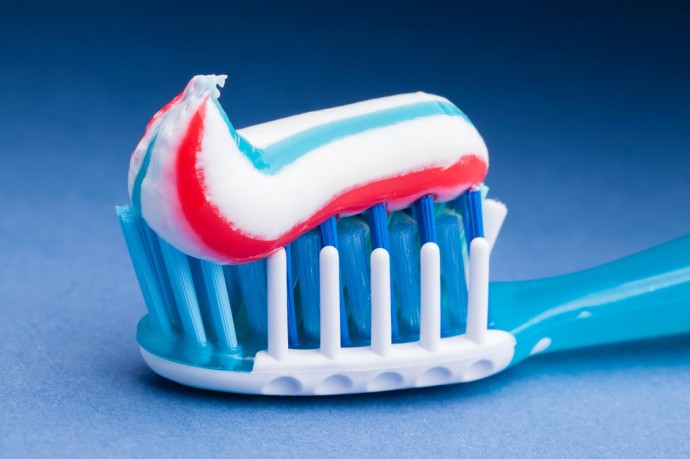 В России проверят зубную пасту Colgate Total после претензий от потребителей