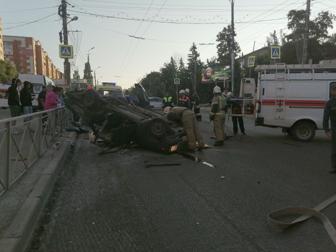 Установлены личности пострадавших в жутком ДТП на улице Калинина в Пензе