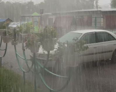 Мощный ливень прошел в Свободном