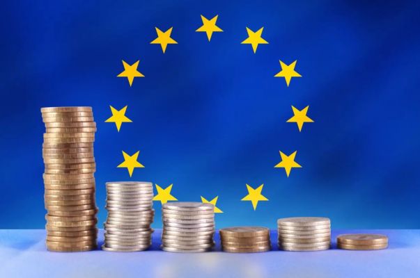 ЕС одобрил выделение Киеву пятого транша в размере 1,8 млрд евро ЕС одобрил выделение Киеву пятого транша в размере 1,8 млрд евро