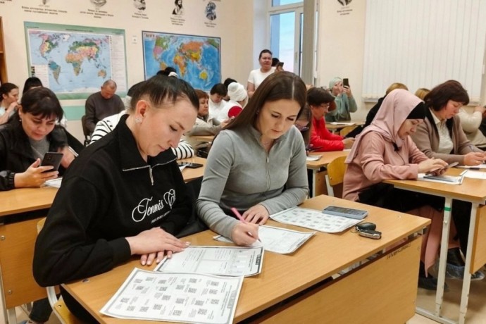 Более 80 000 родителей школьников и студентов учреждений СПО приняли участие в собраниях, посвященных 80-летию Великой Победы