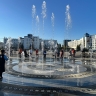 Фотофакт: убрали ограждения вокруг фонтана на площади Республики в Якутске
