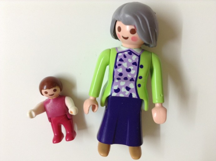 Как государство поддерживает женщин с детьми