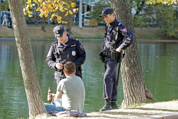 Матвиенко поручила разработать меры для улучшения условий работы участковых Матвиенко поручила разработать меры для улучшения условий работы участковых