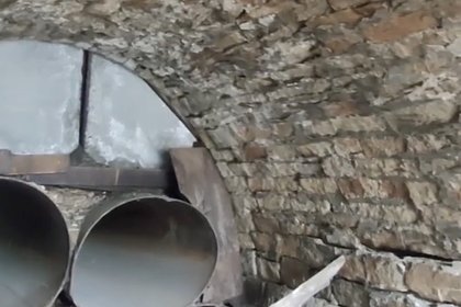 В российском регионе случайно обнаружили старинный мост