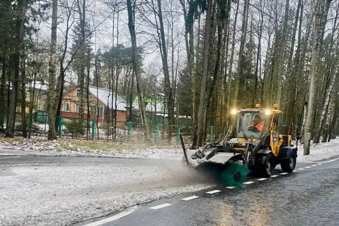 После субботней непогоды в Петербурге на плавильные станции привезли 1345 м3 снега После субботней непогоды в Петербурге на плавильные станции привезли 1345 м3 снега