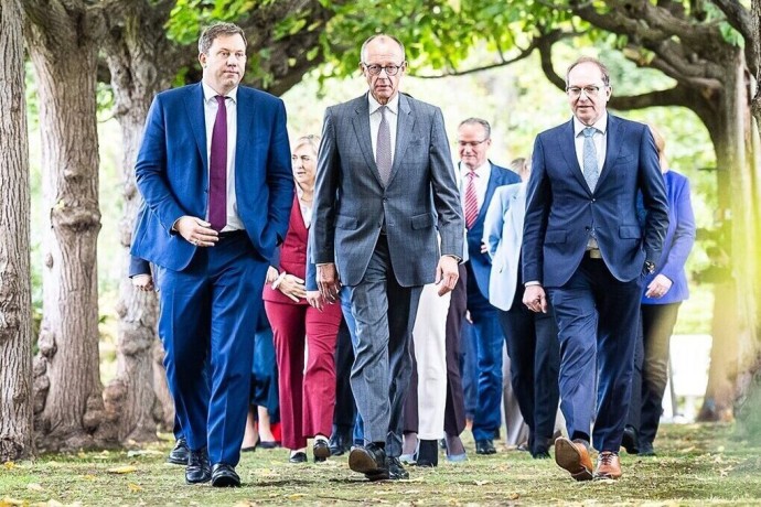 Германия — Сильным мира сего прибавляют — бюджеты режут