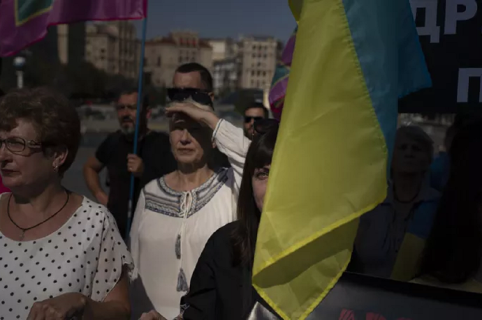 Жители Киева начали протестовать в ответ на отключение света