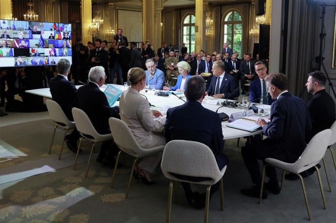 «Коалиция желающих» придумала новую тактику против России «Коалиция желающих» придумала новую тактику против России