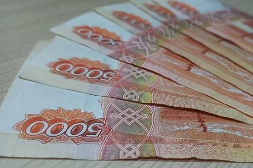 Средняя зарплата в Амурской области превысила 90 тысяч рублей