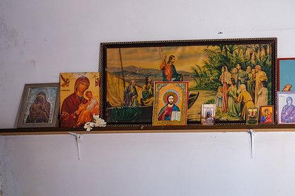 Россияне бросились вешать иконы в квартирах Россияне бросились вешать иконы в квартирах