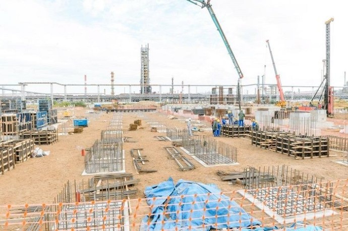 На Пермском НПЗ началось строительство крупного комплекса каталитического крекинга