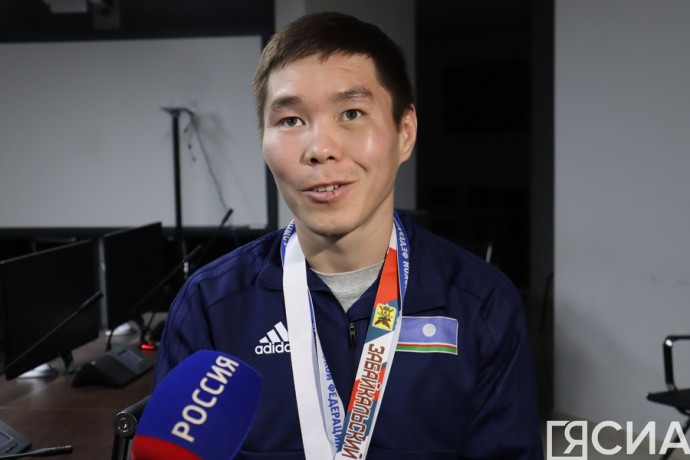 Якутский боксер Михаил Прокопьев прошел в финал турнира в Чечне